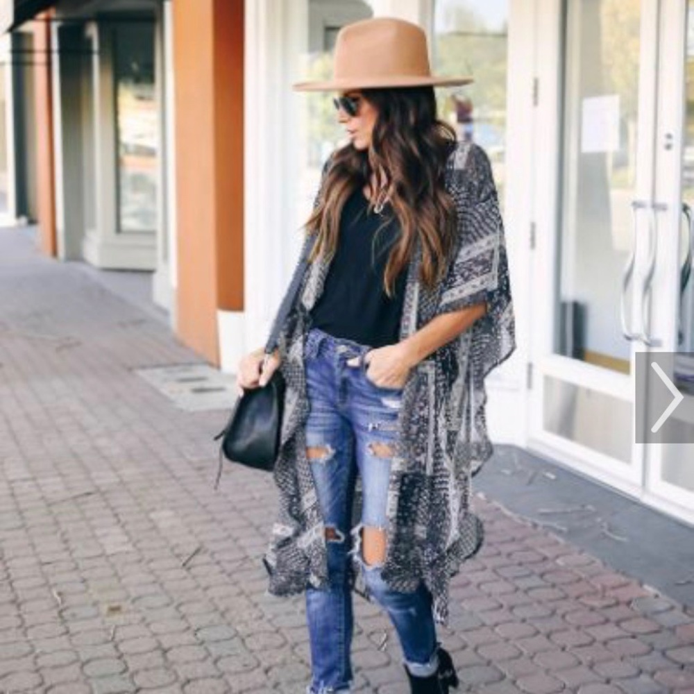 All the Excitement Kimono - Vici